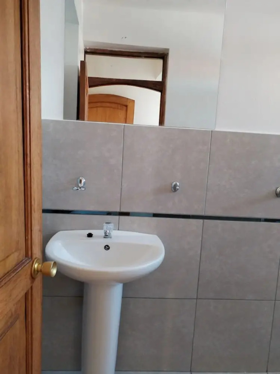 Zarate's Hostel