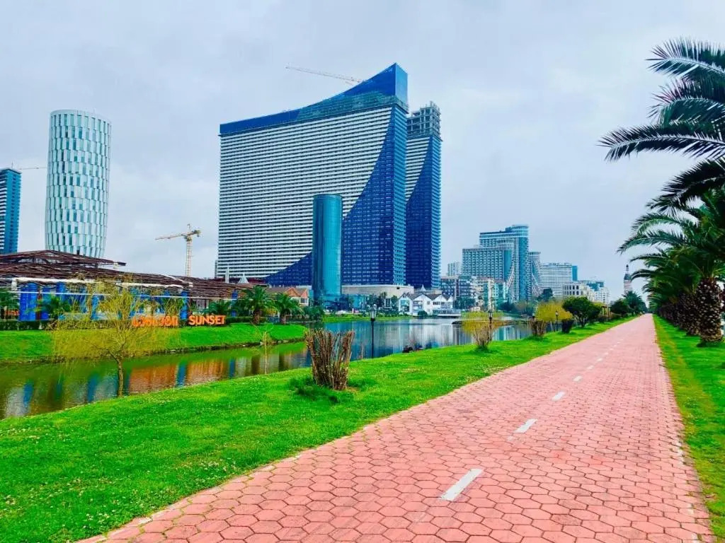 Апартаменты Orbi City с 2 спальнями и великолепным видом на море