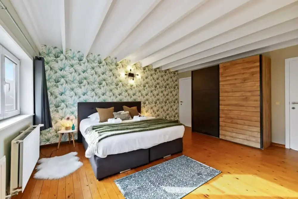 Huswell - Spacious house with 3 terraces