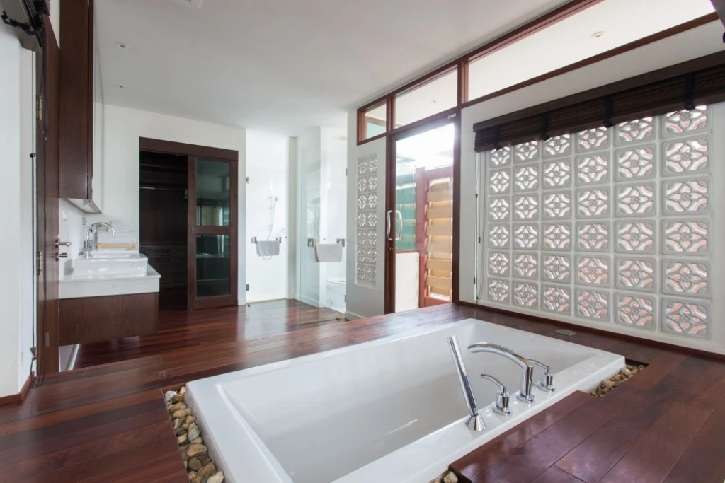 Amatapura Beachfront Villa 15, SHA Certified
