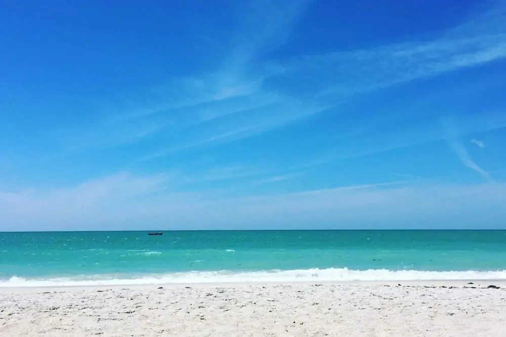 Relaxing 2BR Florida Home Close to Beach