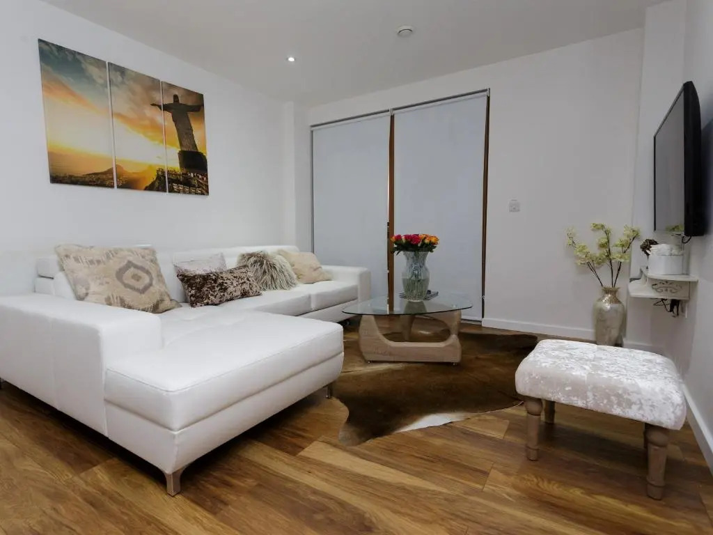 Live in Leeds Sky Penthouse