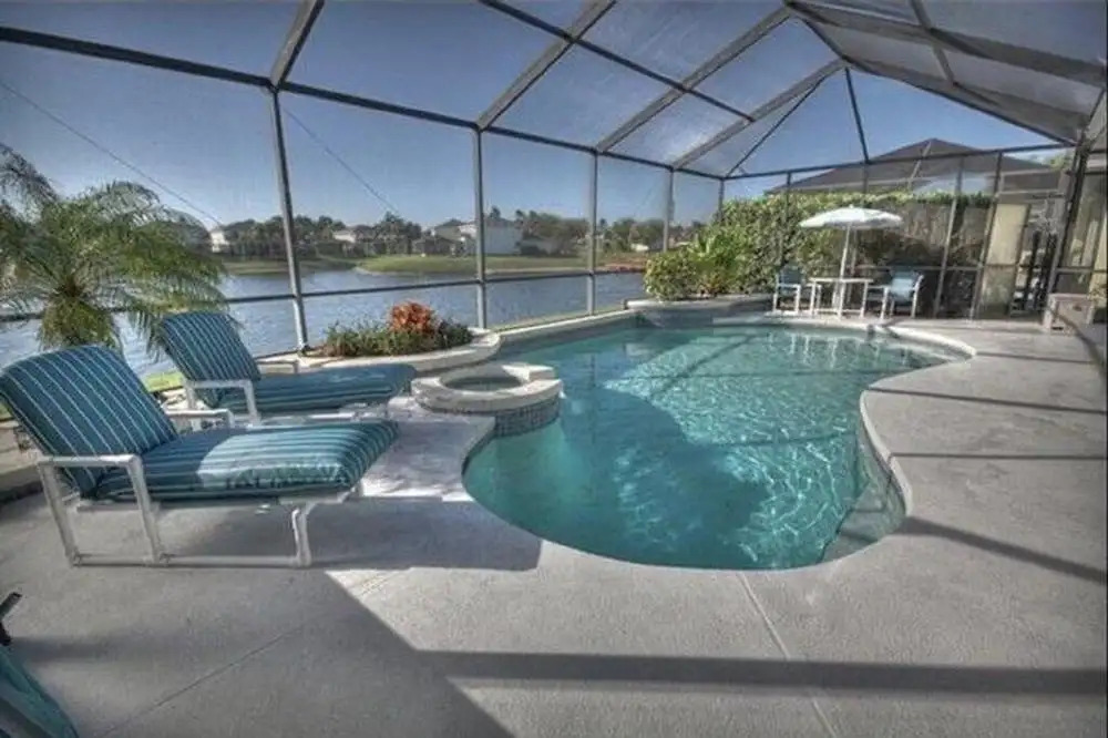 Luxury Villa With Large Private South Facing Pool 4 Bedroom Townhouse by RedAwning