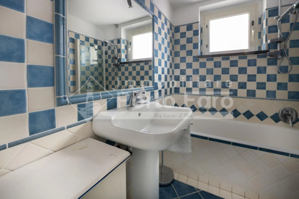 Apartment 17 Centro - THREE ROOM APARTMENT WITH SEASIDE VIEW BY THE PIAZZETTA OF PORTO FARO-17C PORTO FARO