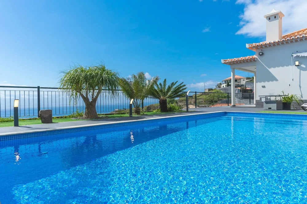 Palm Paradise Villa by AH