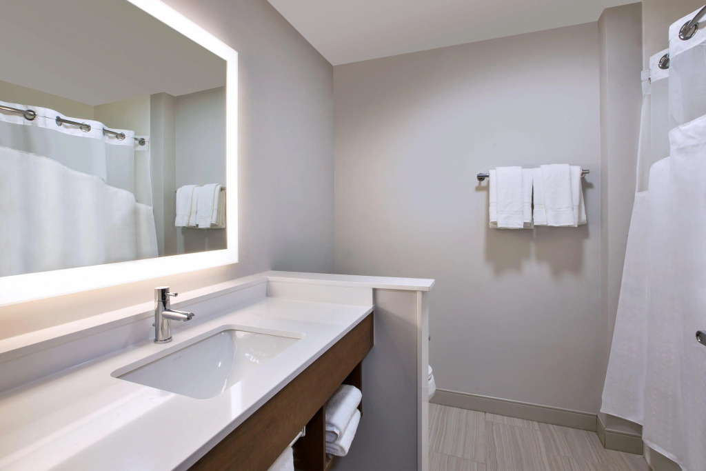 Holiday Inn Express & Suites Wooster by IHG