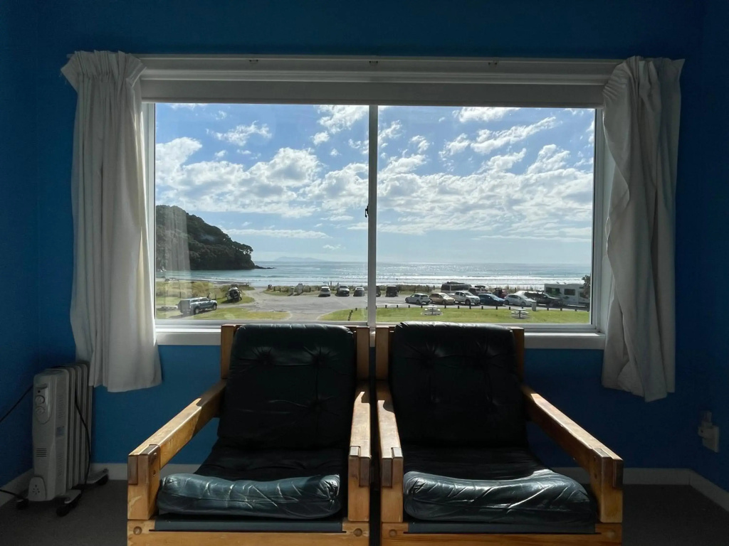 Seasong - Waihi Beach Holiday Home