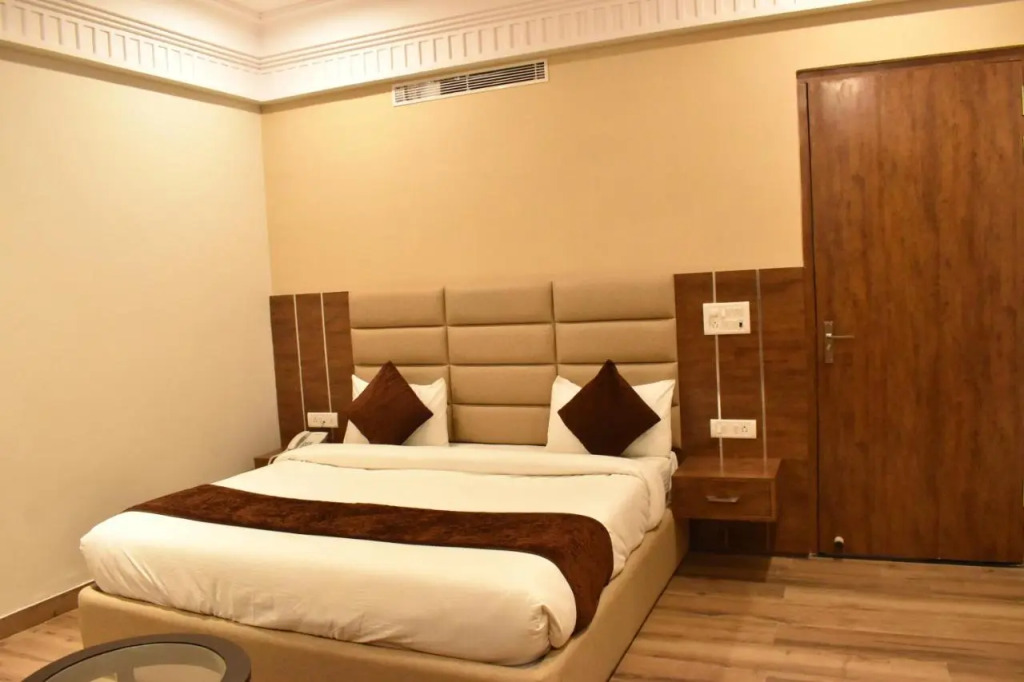Bedi's Dream Land Hotel & Resort