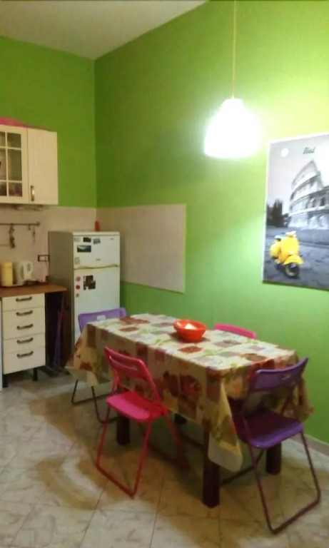 Bed in Art - Termini - Coliseum Apartments for Rent in Rome