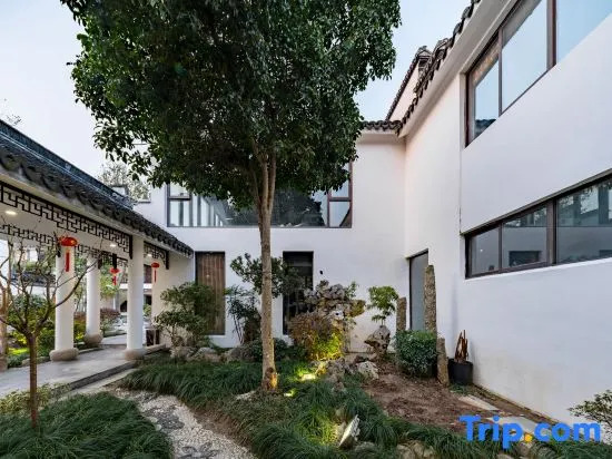 Yuqingge Garden Hotel