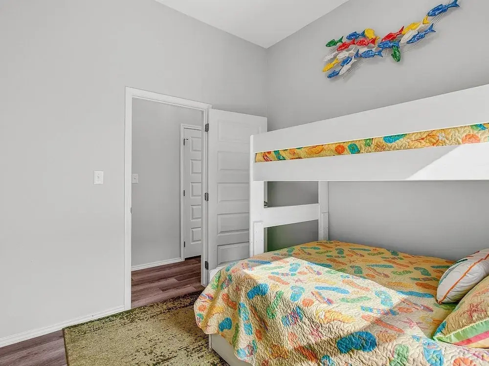 Turtle Cove 3 Bedroom Home by RedAwning