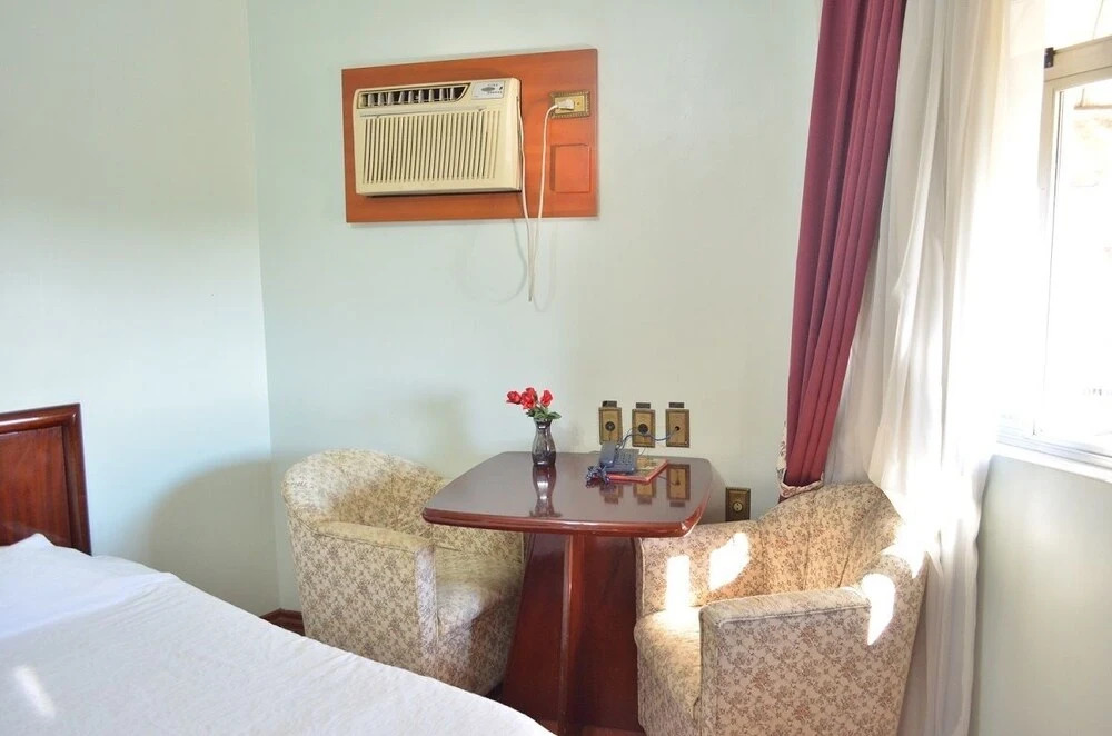 Castelar Novo Hotel