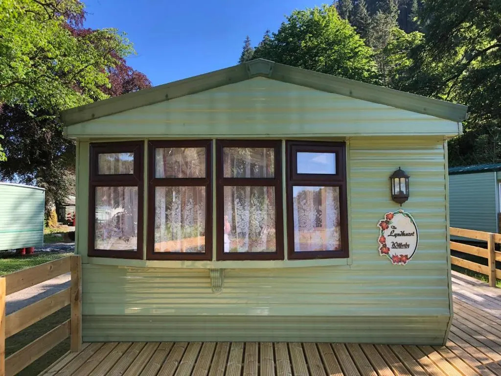 60 Glenfinart Caravan Park
