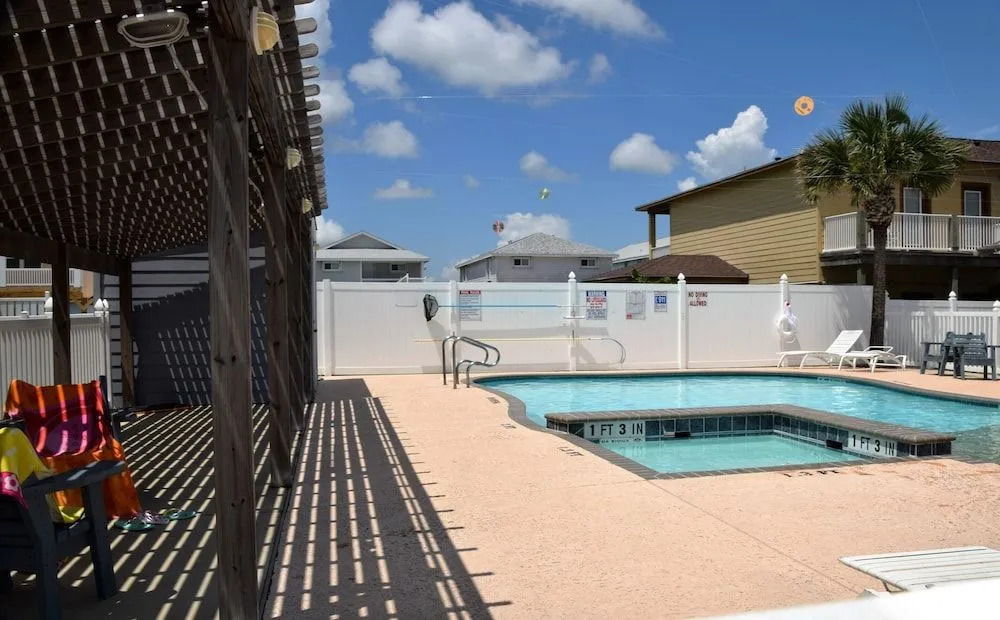 Our Happy Place - 3 Br Townhouse