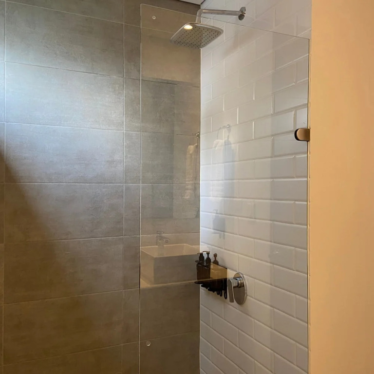 w Wonderful 1BR With Moder Balcony in Poblado