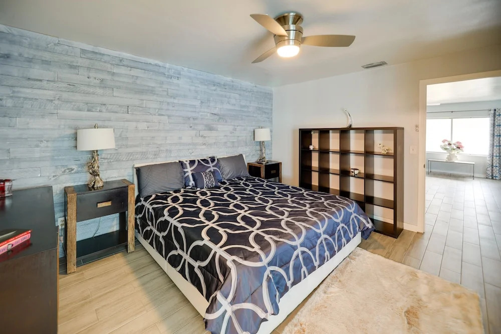 Canal Access & Private Pool: Cape Coral Oasis!