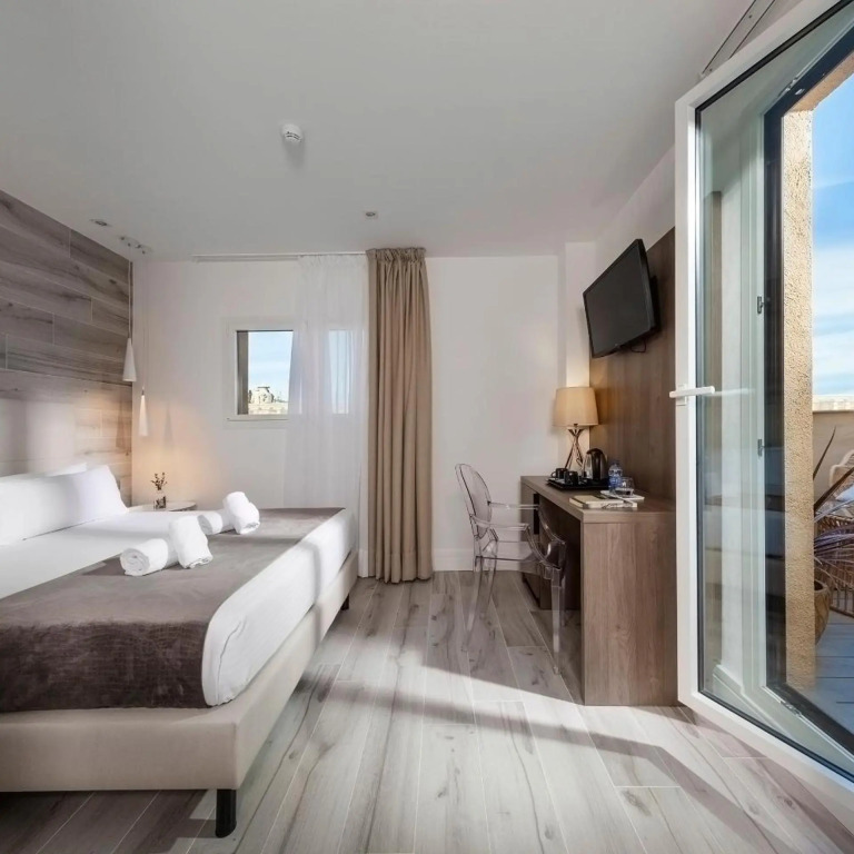 Hotel Oasis