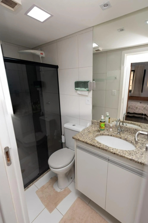 Apartamento Auto padrão 2 quartos vista mar praia da armação