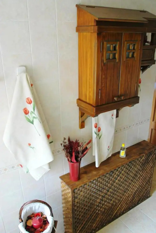 House With 4 Bedrooms in Ávila