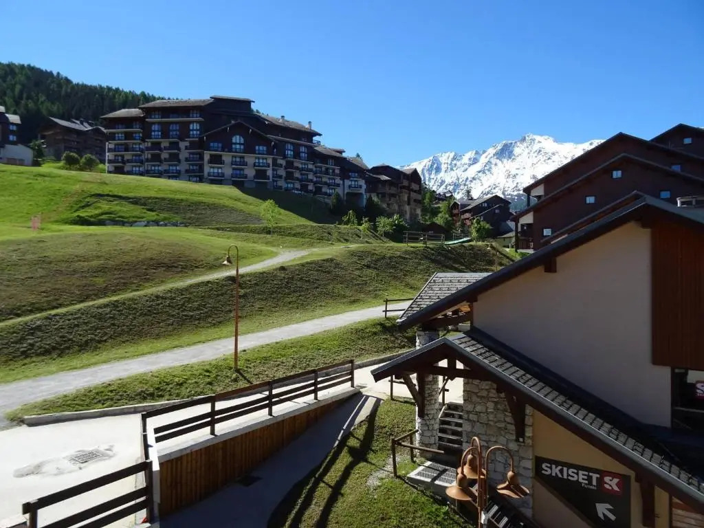 Appartement Landry-Vallandry, 2 pièces, 6 personnes - FR-1-411-234