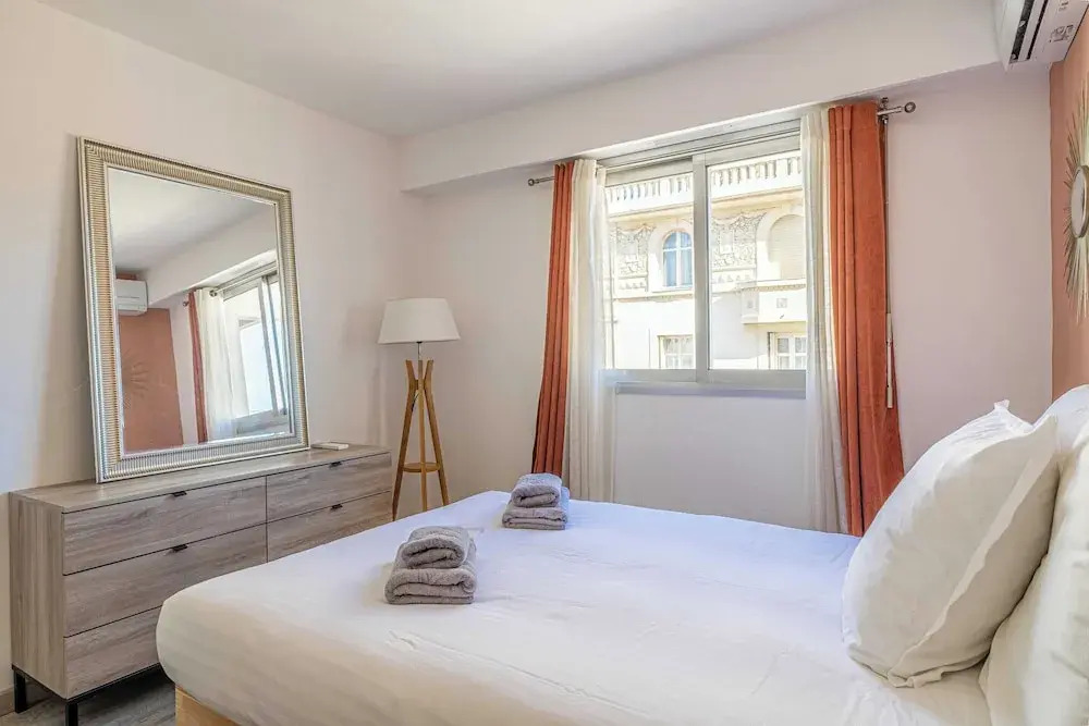Exceptional Air-conditioned Flat in Cannes