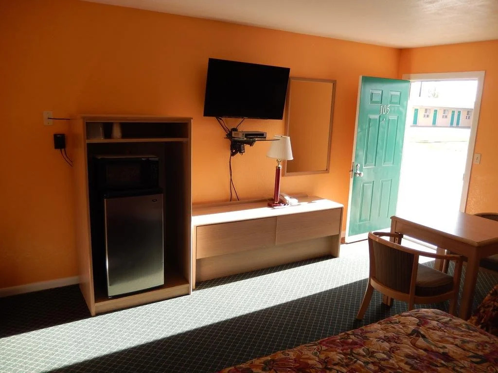 Townsman Motel