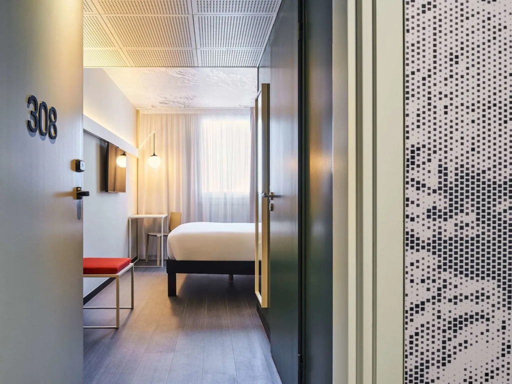 Ibis Montlhery Paris Sud