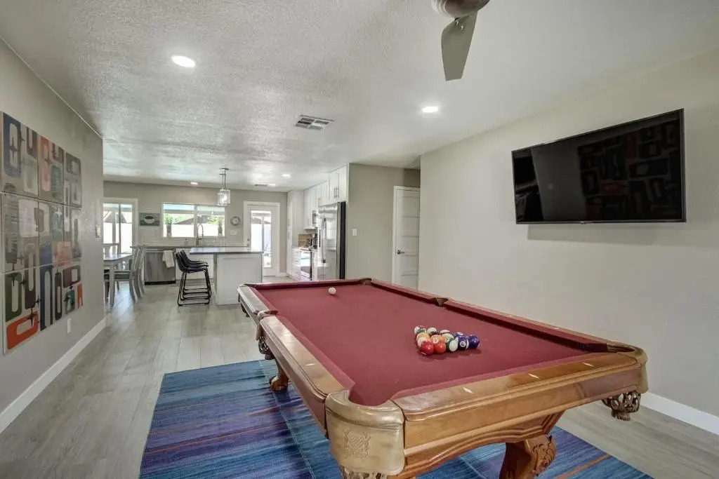 Tempe Remodel w/ Sparkling Pool and Game Room!