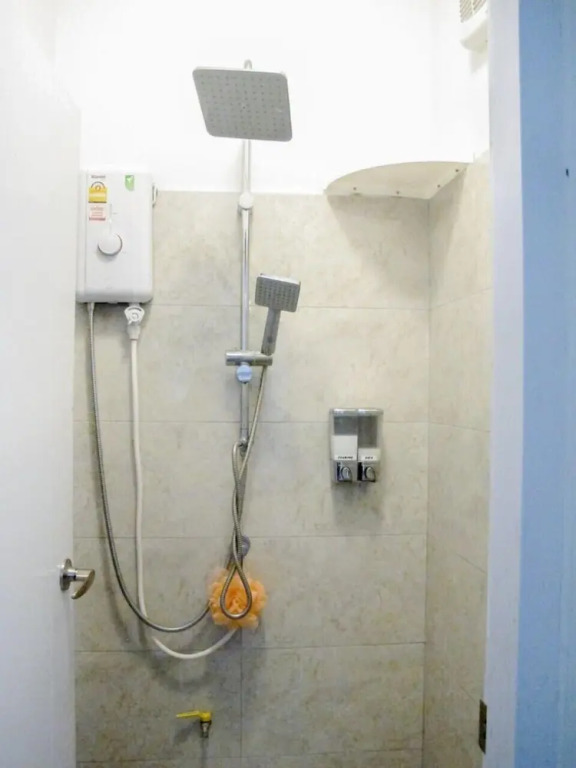 HOMEY-Sleepy Don Mueang Airport Hostel