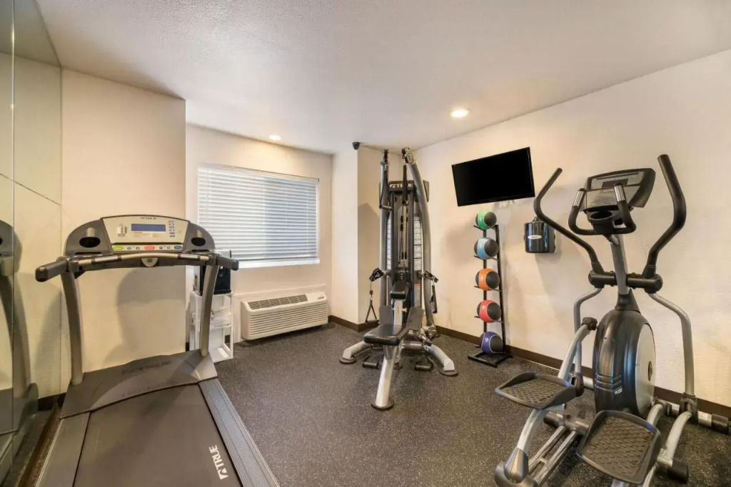 Quality Inn & Suites near NAS Fallon