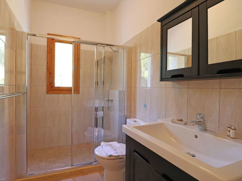 Modern Villa in Chalikeri with Private Swimming Pool
