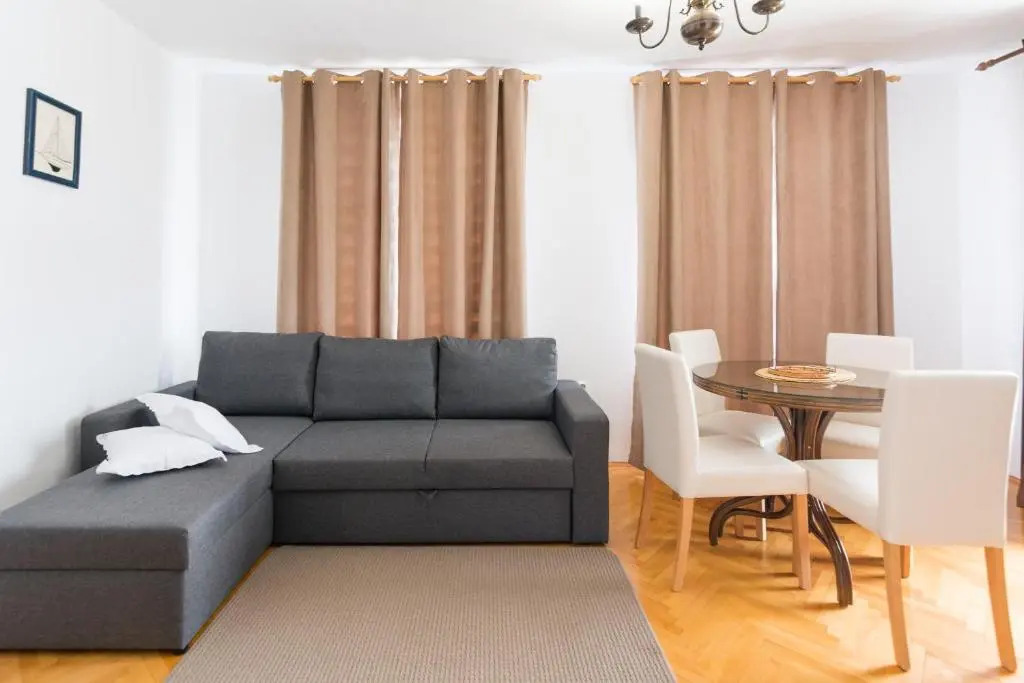 Apartment Rajna