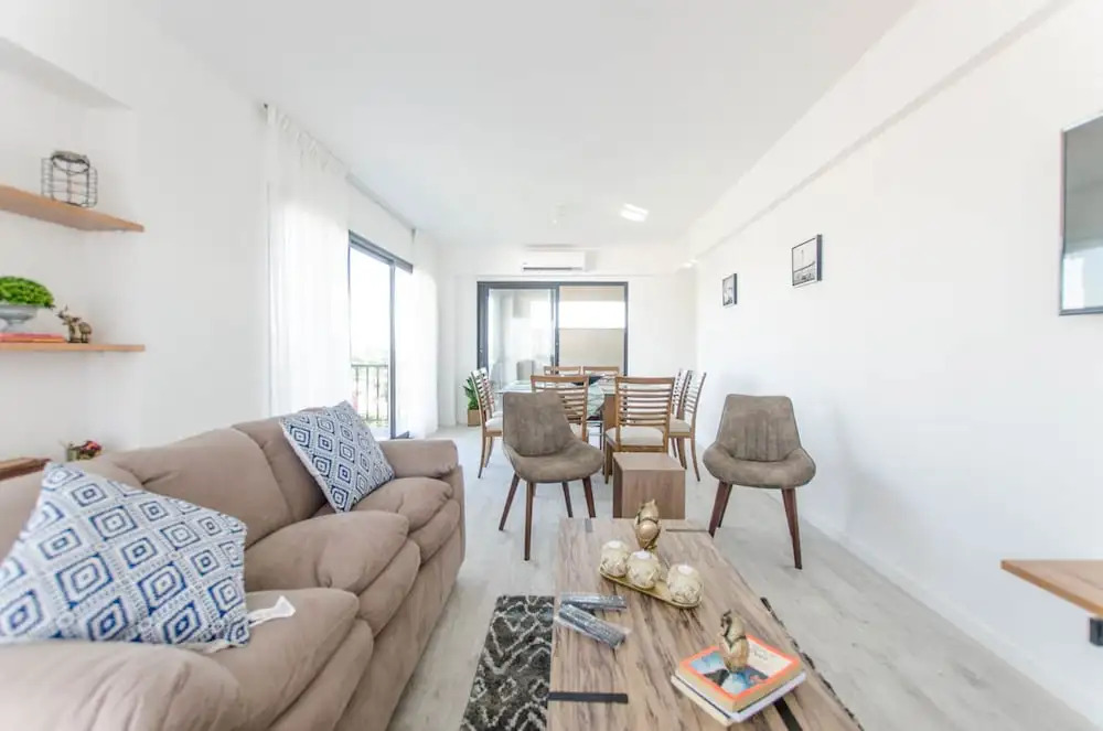 Bright Stylish in Barrio Jara