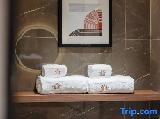 Moling Jinshang Hotel (Nanning Chaoyang Plaza Metro Station Sanjie Liangxiang Branch)