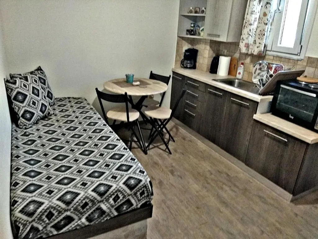 Enjoy Cyclades studios & suites