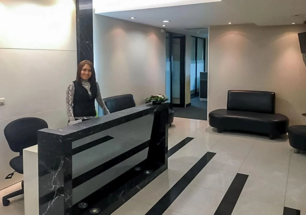 Twin Plaza Hotel