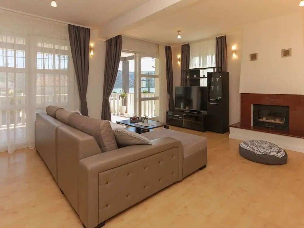 Alluring Villa in Marina With Swimming Pool