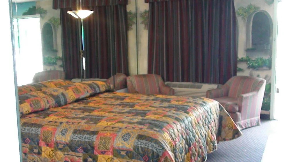 Safari Inn Motel