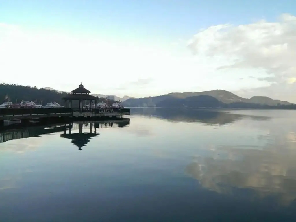 The Crystal Sun Moon Lake