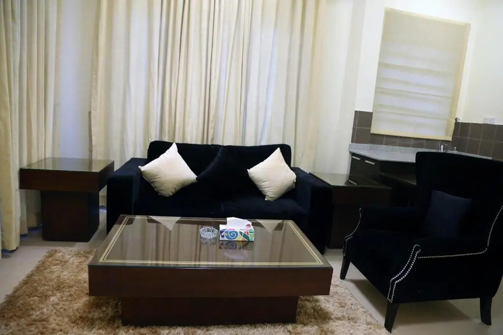 Butterfly Guest House Phase 7 Bahria Town