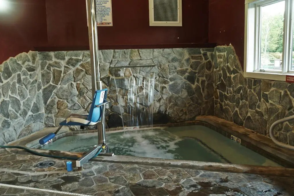 Fireside Inn & Suites Gilford