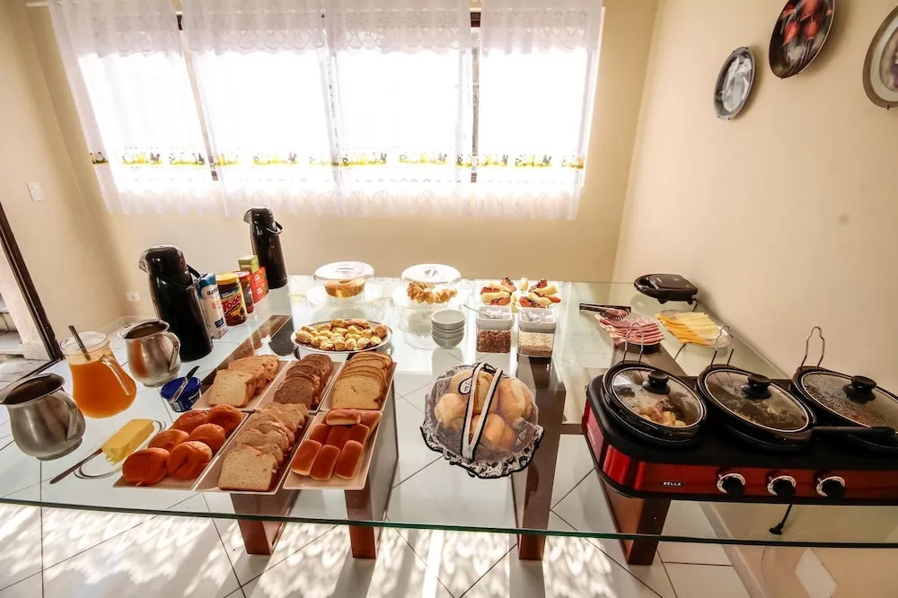 Suites Natalia Enseada