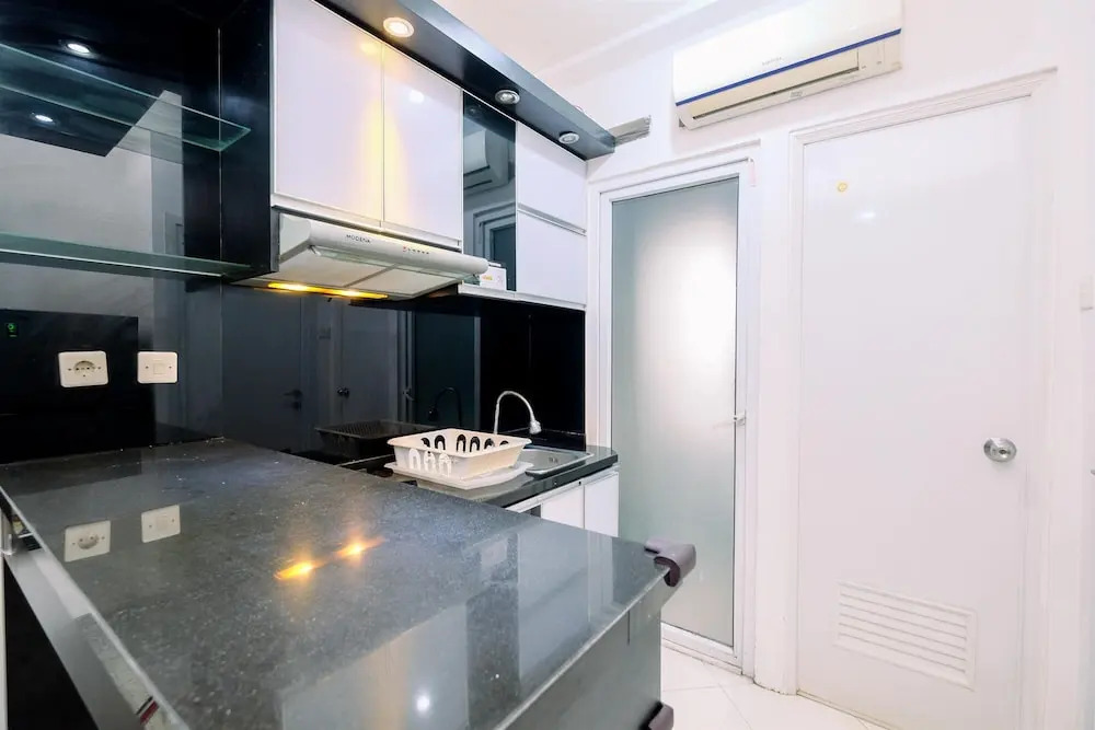 Best Deal And Modern 1Br Green Pramuka City Apartment