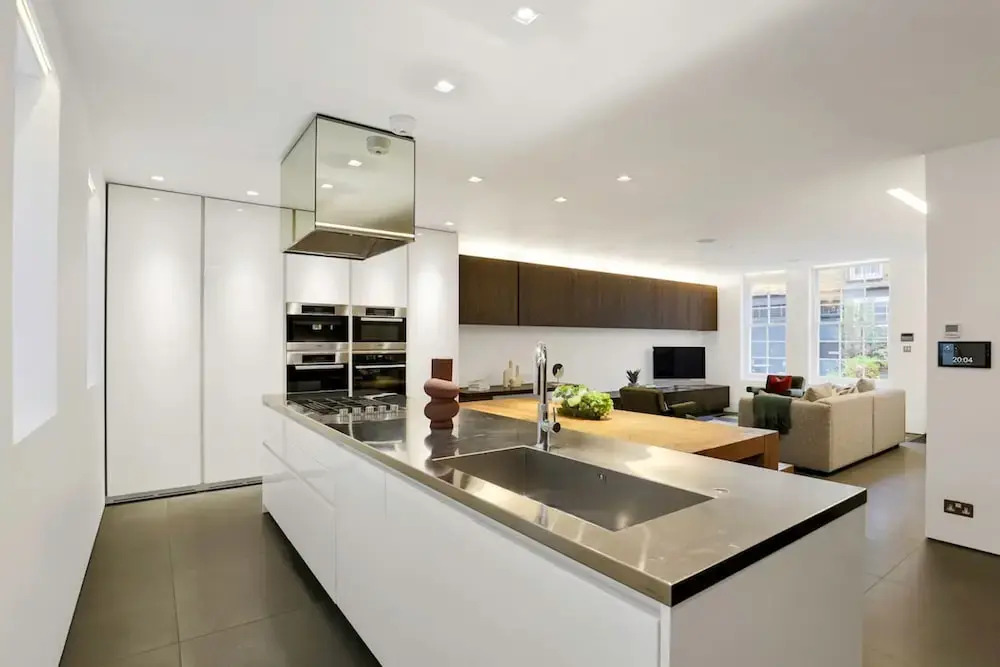 Paddington Luxury 3-bed Mews Private Cinema Gym