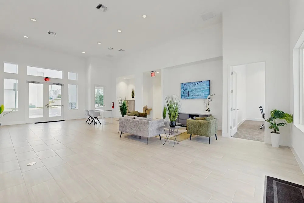 Dog-friendly Radiant & Modern Townhome With Private Pool, Patio, AC, & W/D