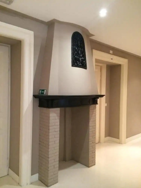 House 5