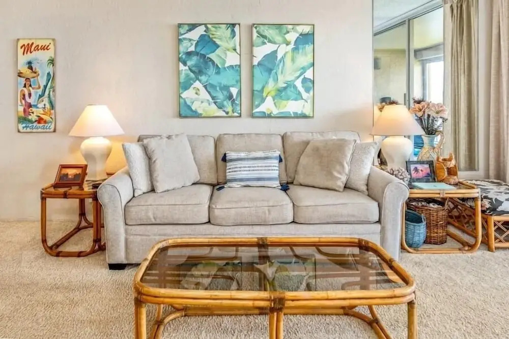 Menehune Shores, #517 1 Bedroom Condo by RedAwning