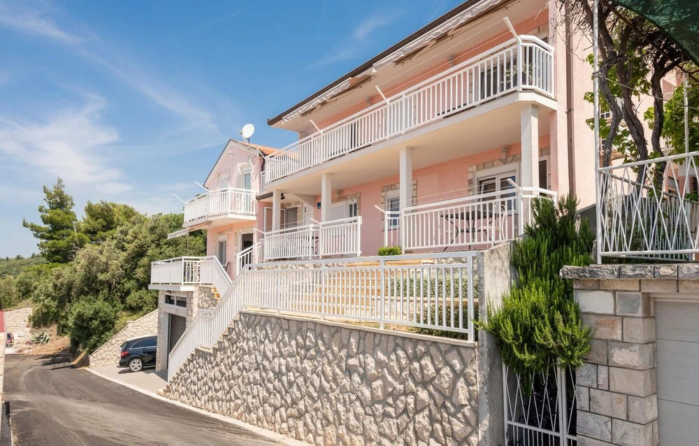 Awesome Home in Podaca With Wifi, Outdoor Swimming Pool and 1 Bedrooms