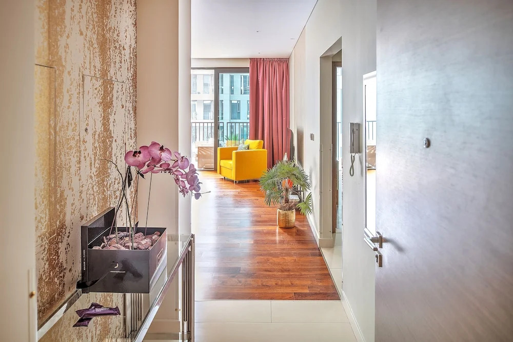 Dream Inn - City Walk Modern & Luxury