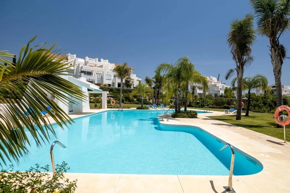 Luxury 2-bedroom sea View Apartment in Casares